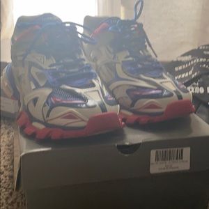 Balenciaga track 2
